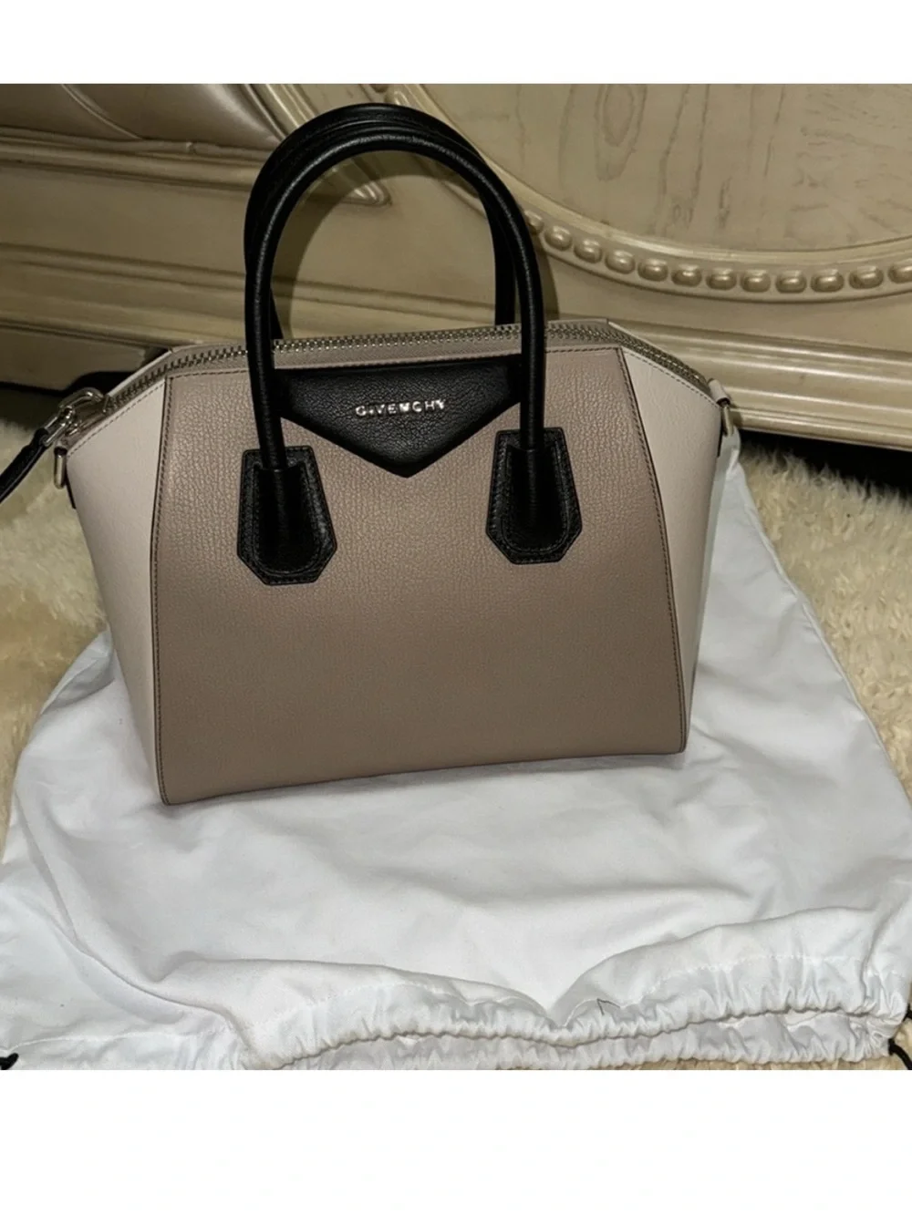 Givenchy Tricolor Antigona Bag